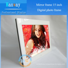 Enamoured 15 inch digital photo frame display